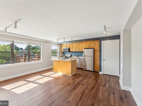 212 Oakwood Street SE 318, Washington DC 20032