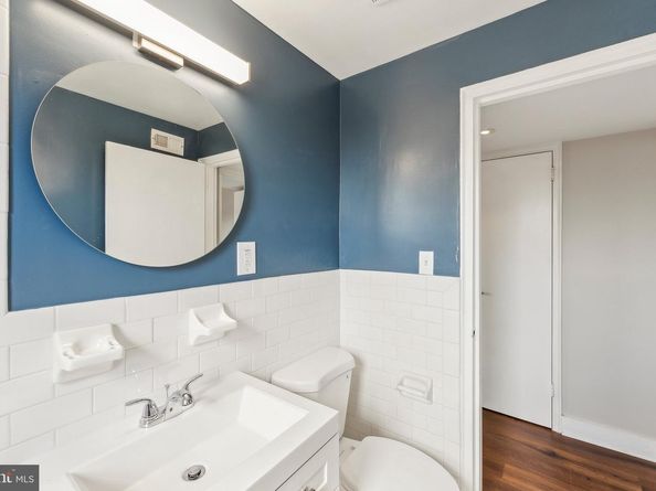 212 Oakwood Street SE 318, Washington DC 20032