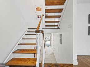 1674 Chimney House Road, Reston VA 20190