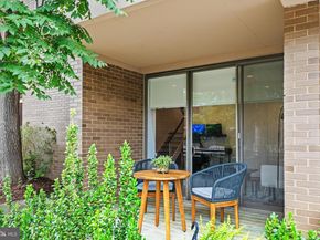 1674 Chimney House Road, Reston VA 20190