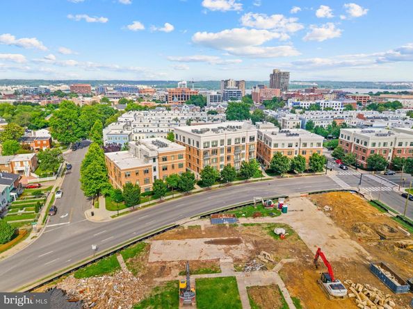 915 N Patrick Street 206, Alexandria VA 22314