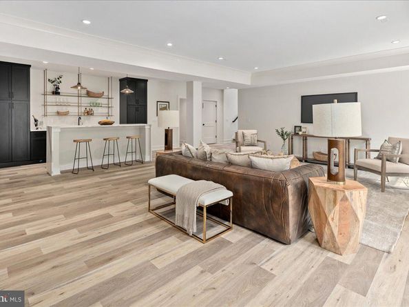 7011 Elizabeth Drive, Mclean VA 22101