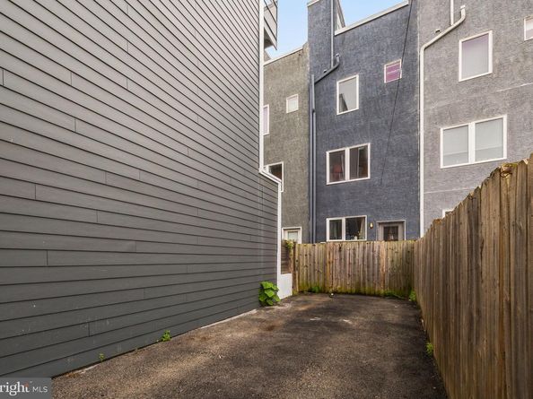 2710 W Harper Street, Philadelphia PA 19130