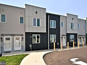 287 Yards Court, Hatboro PA 19040