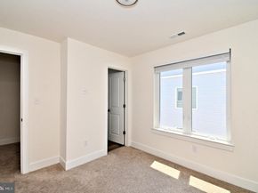 287 Yards Court, Hatboro PA 19040