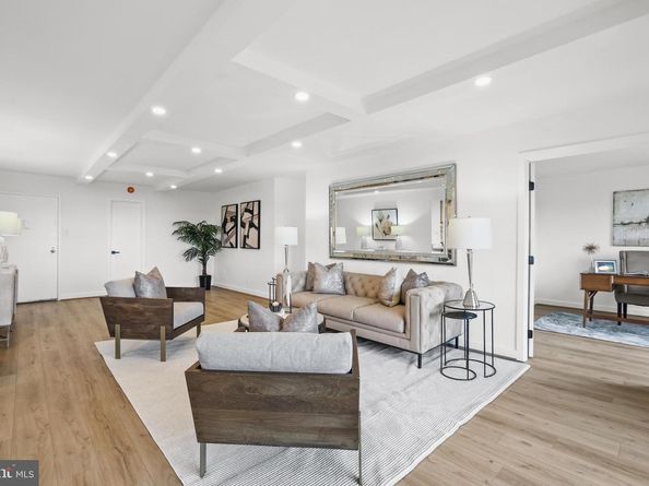 205 Yoakum Parkway 1712, Alexandria VA 22304