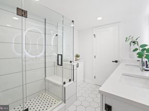 205 Yoakum Parkway 1712, Alexandria VA 22304