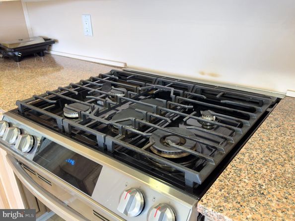 9999 Woodfern Road, Philadelphia PA 19115