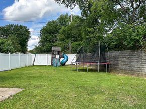9999 Woodfern Road, Philadelphia PA 19115