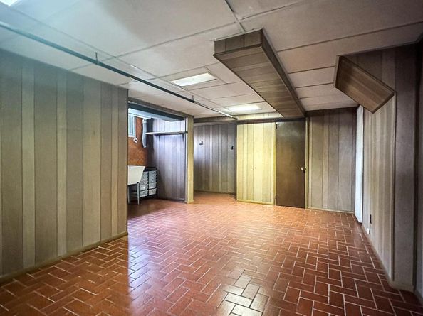 9999 Woodfern Road, Philadelphia PA 19115