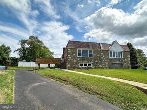 9999 Woodfern Road, Philadelphia PA 19115