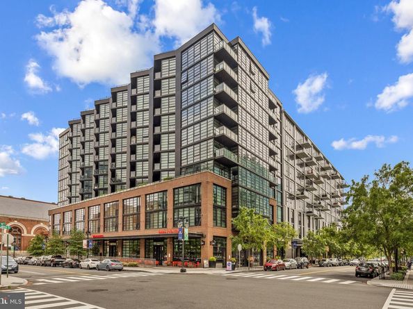 1300 4TH Street SE 404, Washington DC 20003