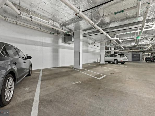 1300 4TH Street SE 404, Washington DC 20003