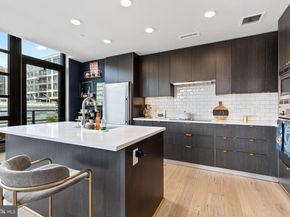 1300 4TH Street SE 404, Washington DC 20003