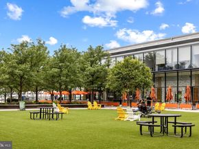 1300 4TH Street SE 404, Washington DC 20003