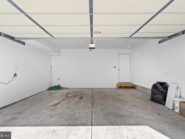 315 Dupont Street, Philadelphia PA 19128
