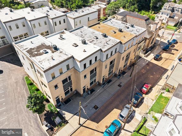 315 Dupont Street, Philadelphia PA 19128