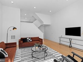 315 Dupont Street, Philadelphia PA 19128