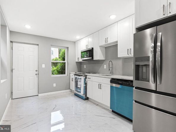 415 N 59TH Street, Philadelphia PA 19151