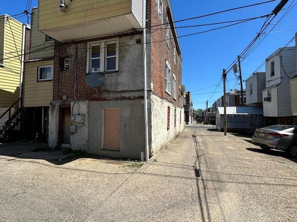 4914 Ormes Street, Philadelphia PA 19120