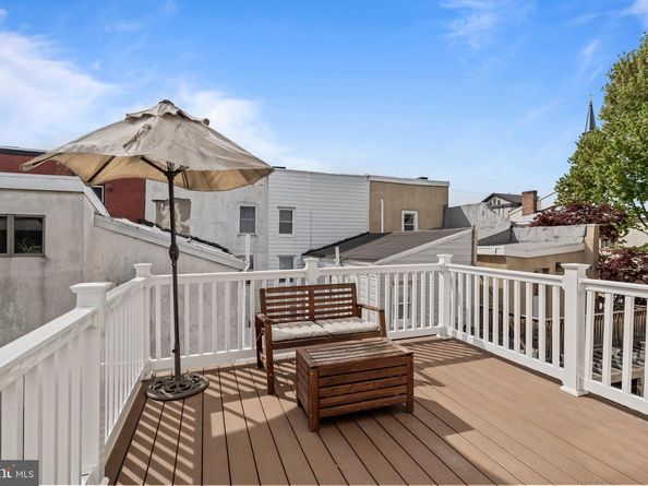 1012 N Leithgow Street, Philadelphia PA 19123