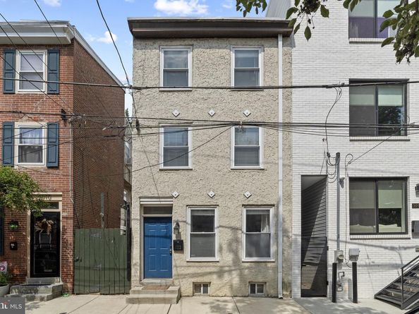 1012 N Leithgow Street, Philadelphia PA 19123