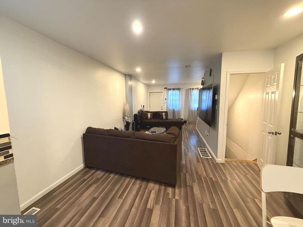 653 N 37TH Street, Philadelphia PA 19104