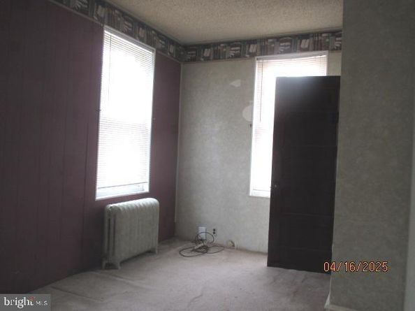 4322 Longshore Avenue, Philadelphia PA 19135