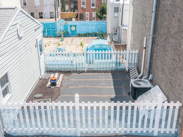 1307 S 6TH Street, Philadelphia PA 19147
