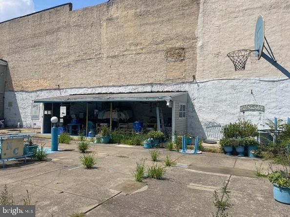 1307 S 6TH Street, Philadelphia PA 19147