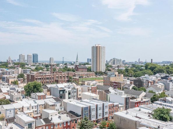 1307 S 6TH Street, Philadelphia PA 19147