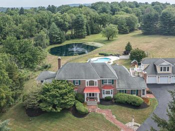 1089 Eagle Road