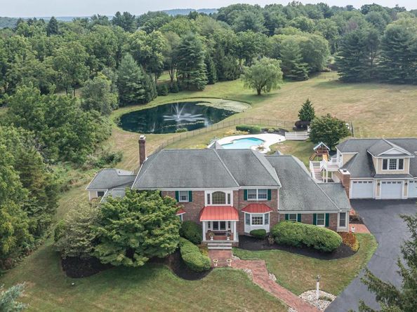1089 Eagle Road, Newtown PA 18940