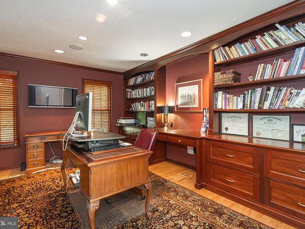 1089 Eagle Road, Newtown PA 18940