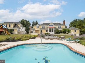 1089 Eagle Road, Newtown PA 18940