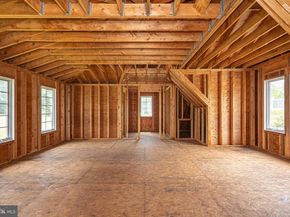 1089 Eagle Road, Newtown PA 18940