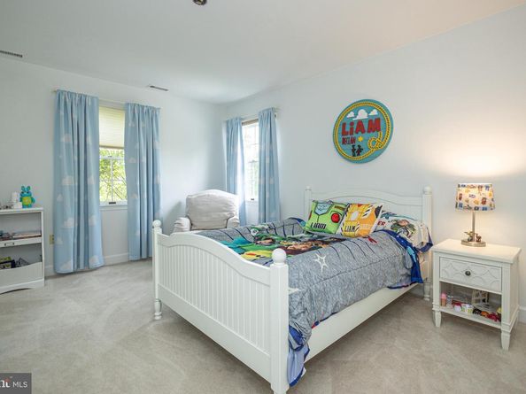 1089 Eagle Road, Newtown PA 18940