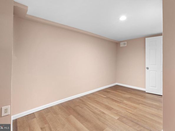 1613 R Street SE, Washington DC 20020