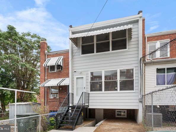 1613 R Street SE, Washington DC 20020