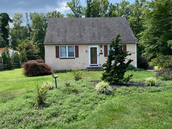 917 Limekiln Pike, Ambler PA 19002