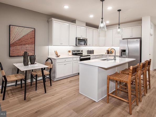 421 Washington Street 202 CANNON, Conshohocken PA 19428