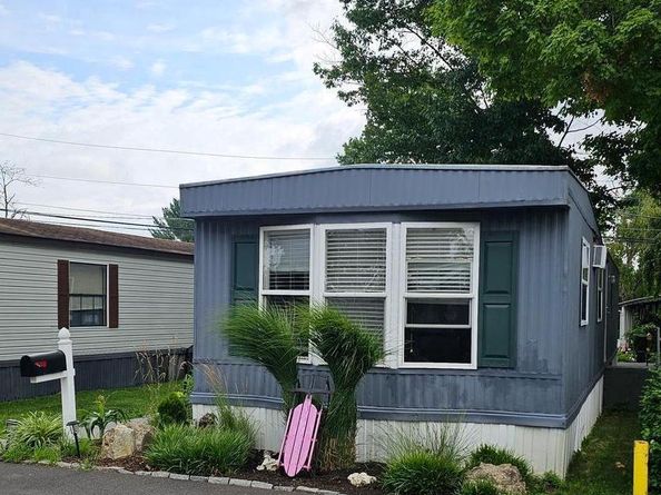 47 Kennedy Drive, Fairless Hills PA 19030