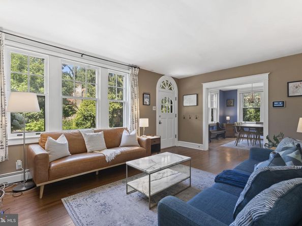 101 Maple Avenue, Wyncote PA 19095