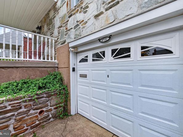 9731 Hoff Street, Philadelphia PA 19115