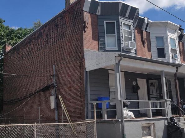 2211 S Hobson Street, Philadelphia PA 19142