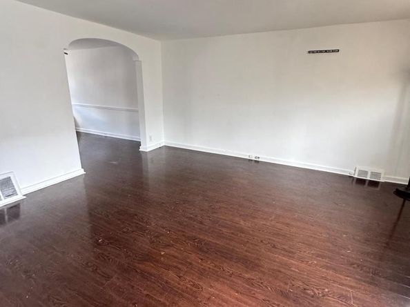 6724 Sylvester Street, Philadelphia PA 19149