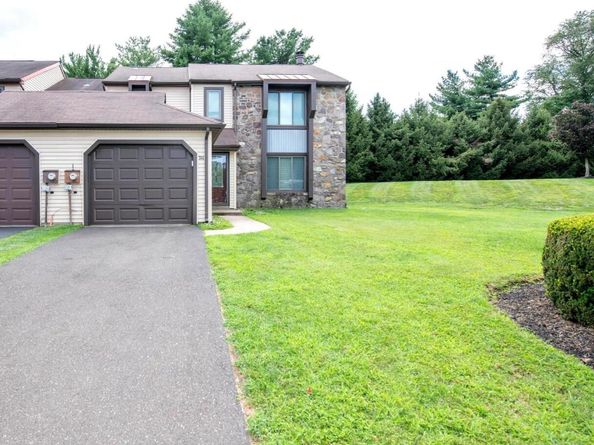 744 Newbury Court, Southampton PA 18966