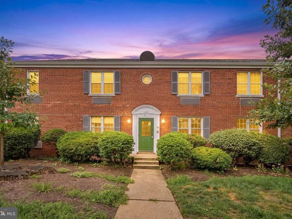 211 E Glebe Road B, Alexandria VA 22305