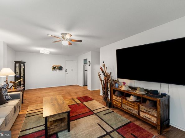 100 West Avenue 301S, Jenkintown PA 19046