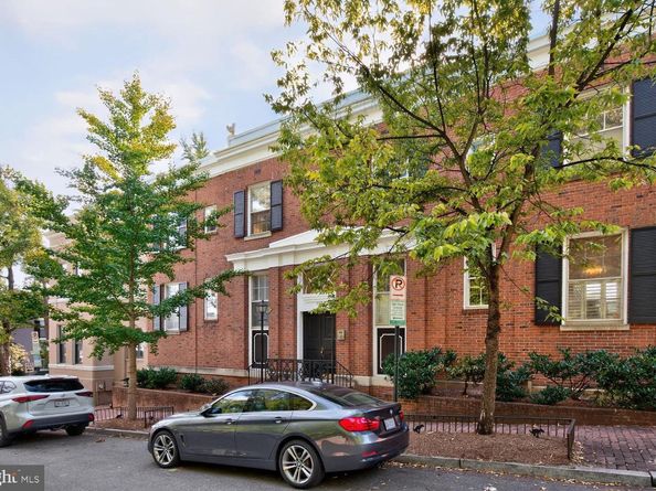 1632 30TH Street NW 9, Washington DC 20007
